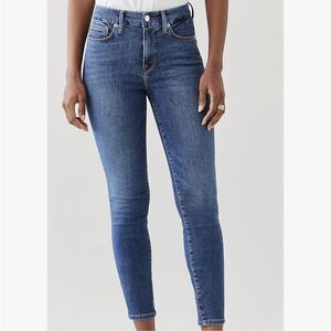 Good American Good Legs ankle 4/27 normcore wedgie jeans